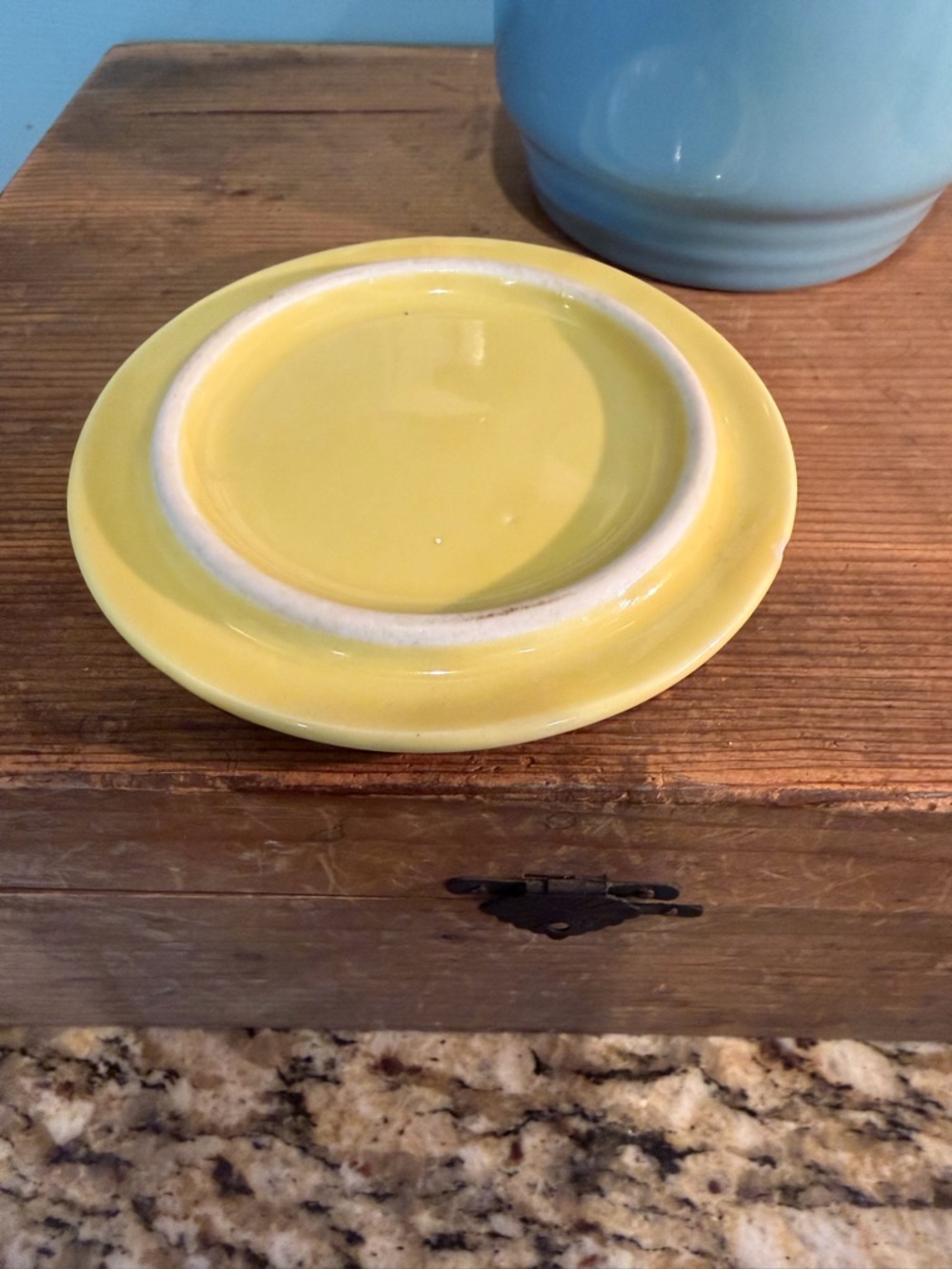 Vintage MCM Hall China Hotpoint Westinghouse Covered Refrigerator Dish - Picture 6 of 7